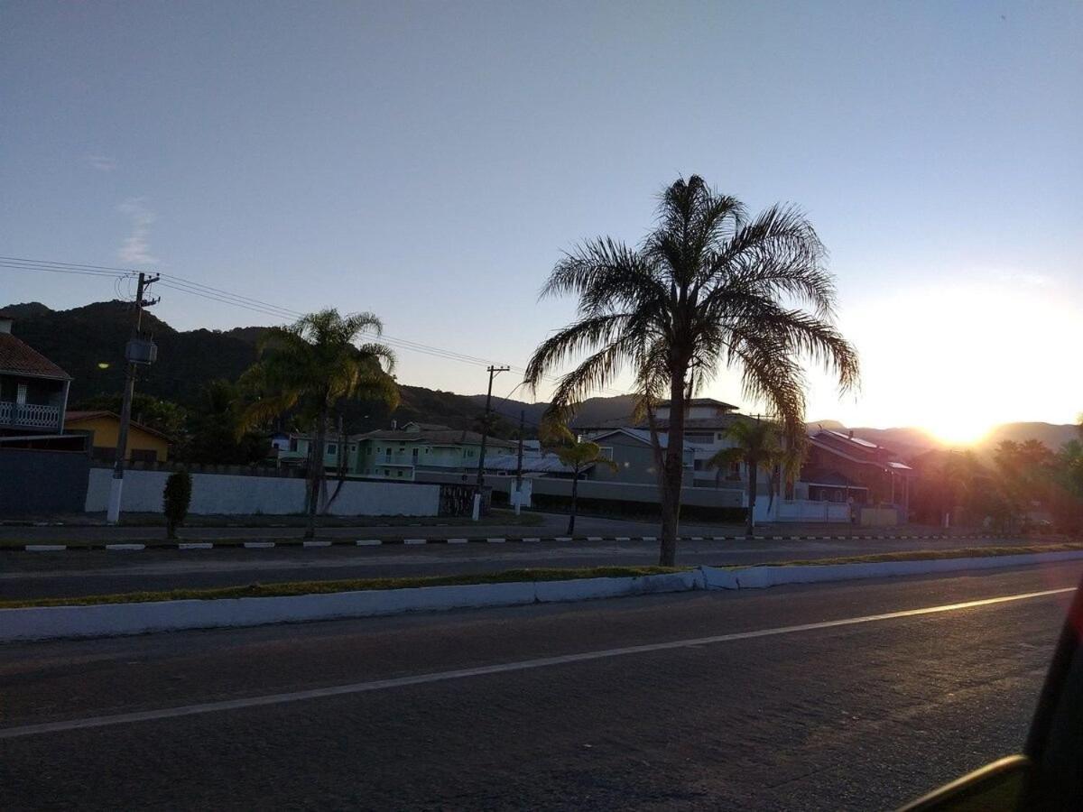 Apartamento Com Piscina Churrasqueira Em Ubatuba Apartman Kültér fotó