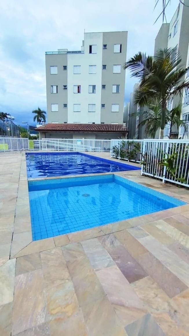 Apartamento Com Piscina Churrasqueira Em Ubatuba Apartman Kültér fotó